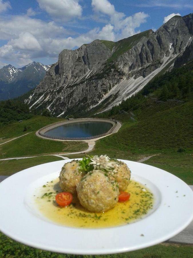 Edelweisshuette Ladurns Hotell Fleres Eksteriør bilde